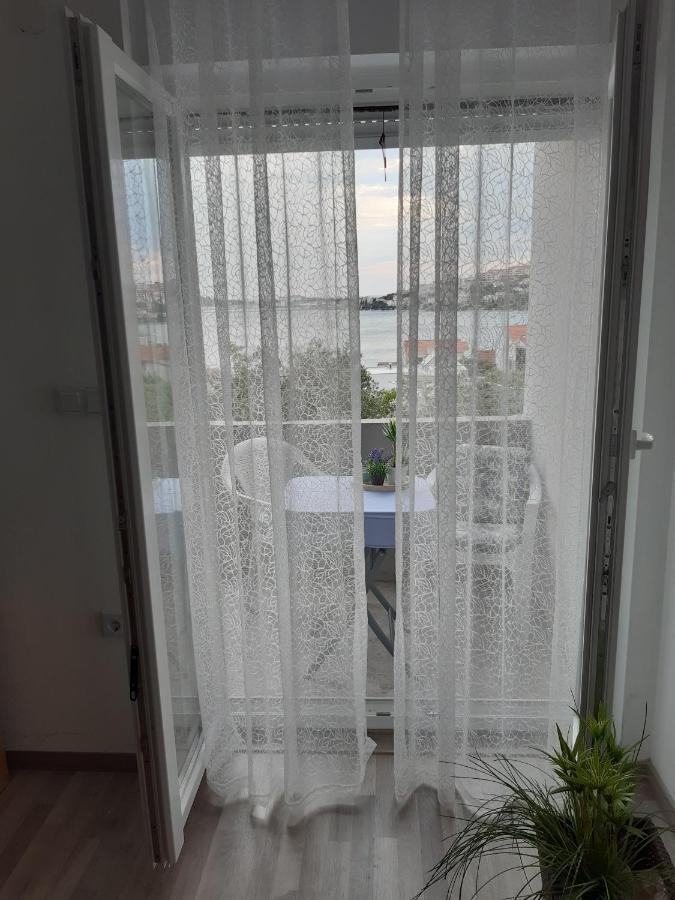 Varazdinci Рогозница Экстерьер фото